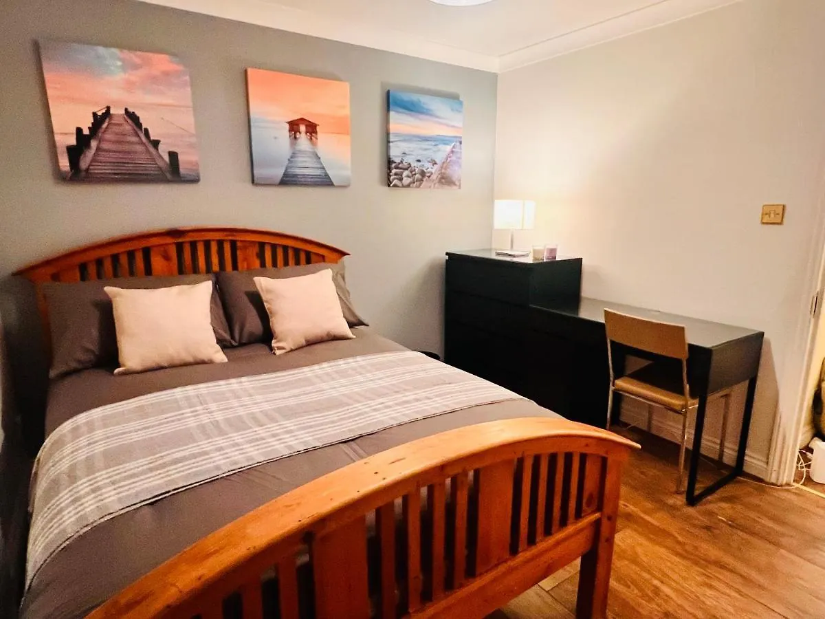 42I Premium Rooms London Exactly Like The Photos Guest house