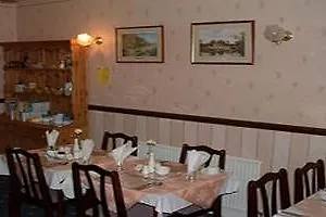 octavia-guest-house.hotelsin-chester.com/